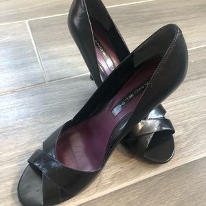 BLANDOLINO Black Peep Toe Heals